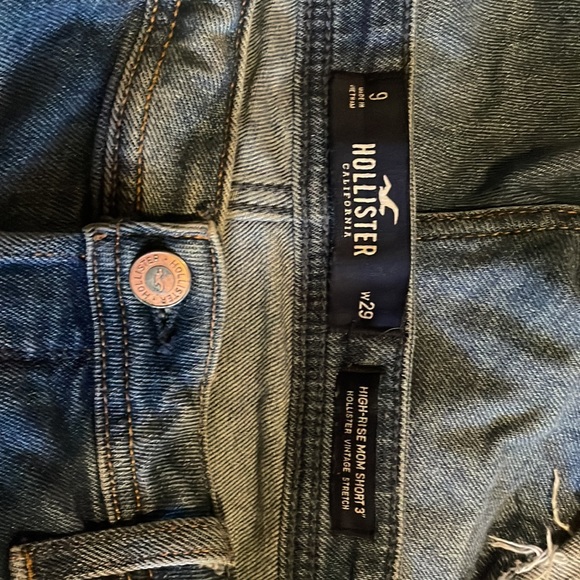 Hollister size 9 High-Rise MOM SHORT 3” - Picture 3 of 4